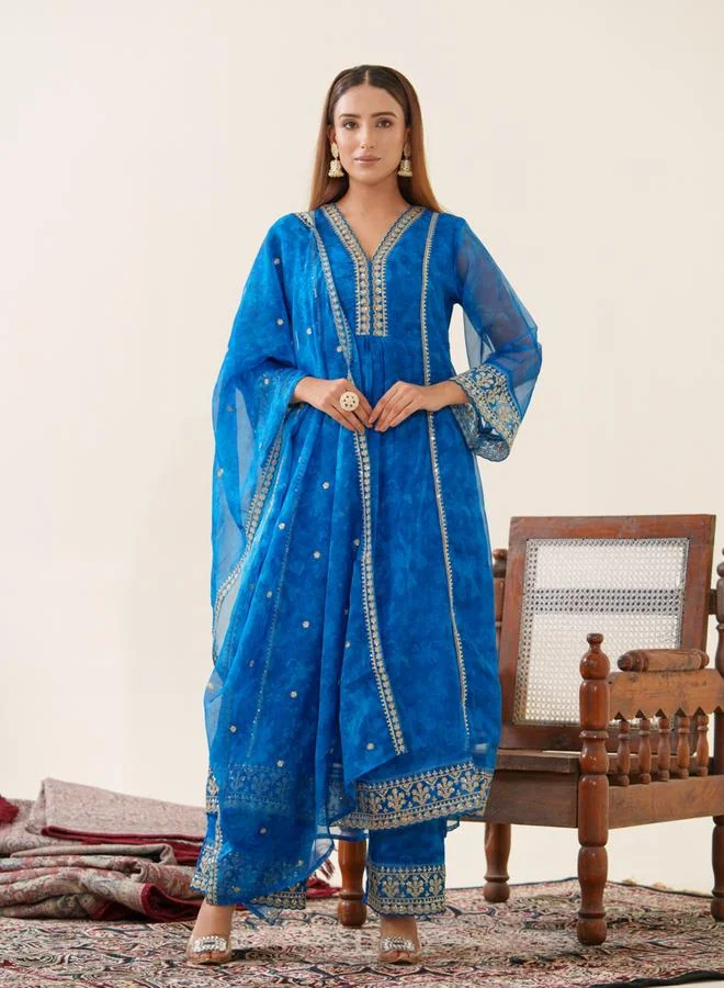 Dw  Women Floral Embroidered Organza Kurta with Trousers and Dupatta Set for Women | Best Price UAE